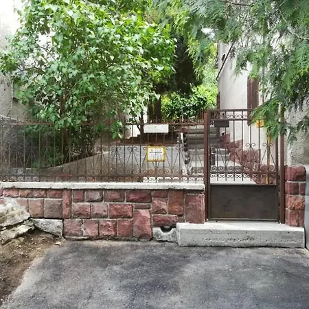 Setany Apartmanhaz Апартаменты Фоньод