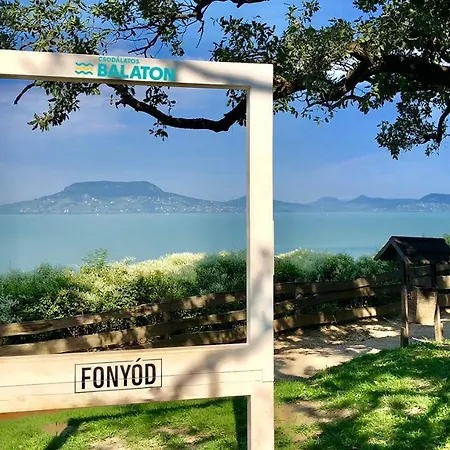 Lägenhet Setany Apartmanhaz *