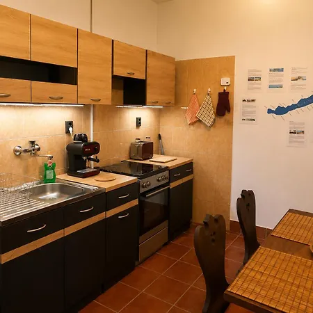 Apartment Setany Apartmanhaz *