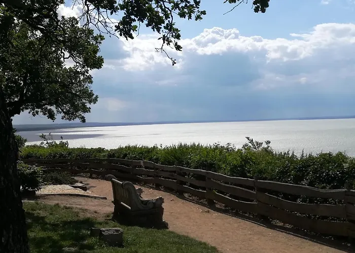 Setany Apartmanhaz Apartament